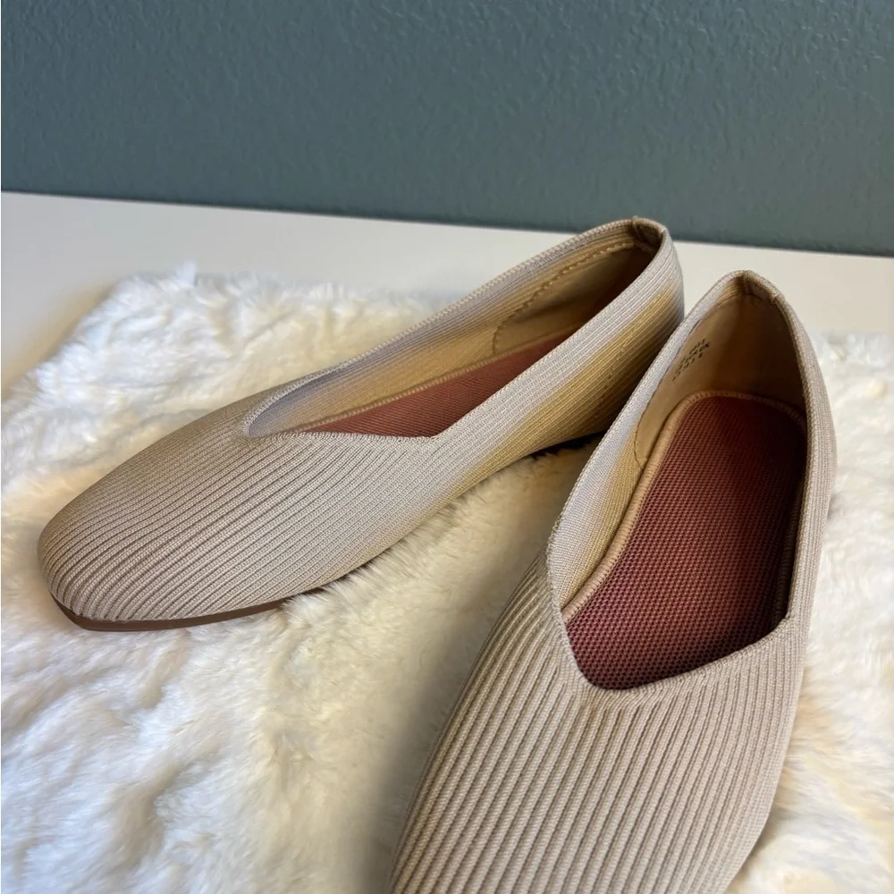 Frank Mully Women’s Square Toe Knit Flats Nude Size 8.5 NWOT